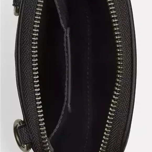 ADEN COACH CROSSBODY BAG. One black bag and one green bag. - Picture 3 of 7